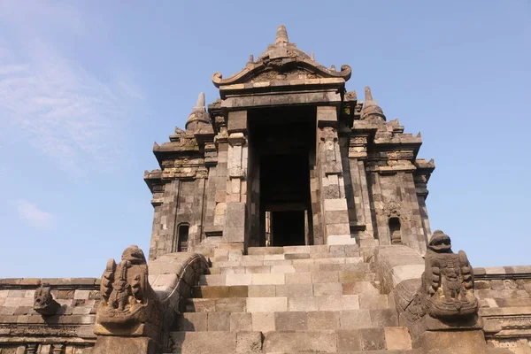 Prambanan Rara Jonggrang 인도네시아 카르타의 구역에 힌두교 건물이다 — 스톡 사진