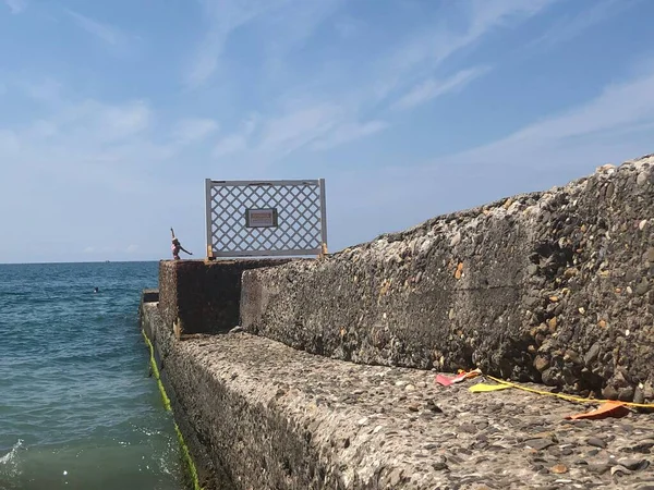 Macera zamanı, denizde tek başına seyahat.