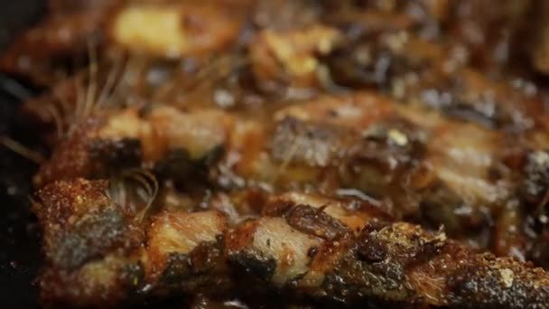 Chutné Pikantní Sardinky Ryby Smažené Jihoindické Kerala Potravin — Stock video