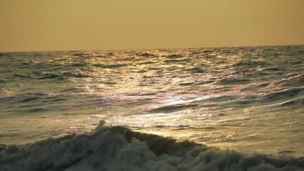 Ocean Waves Rolling Beautiful Beach Blue Sky White Sand Natural — стокове відео