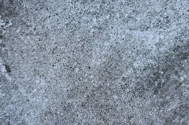 Beyaz, eski beton duvarlı arka planlar desenli. Soyut bağ dokusu. Çatlaklar, kırıklar, lekeler. Çatlaklar, hasar.