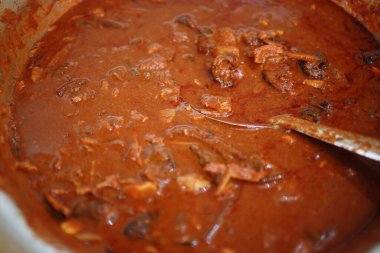 Hint usulü körili tavuk tarifi. Baharatlı ve Lezzetli Tavuk Körisi