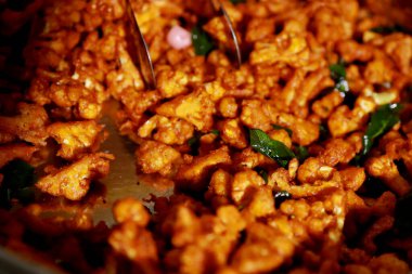 Gobi Mançurya, Kolay & Çıtır Hint Restoranı Tarifi