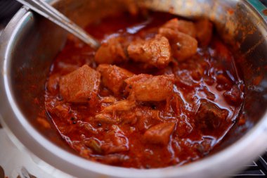 Baharatlı ve Lezzetli Hint Balık Köri Tarifi.