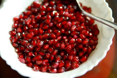 Hint usulü karışık meyve ve sebze salatası. Sağlıklı Yemek Tarifi .