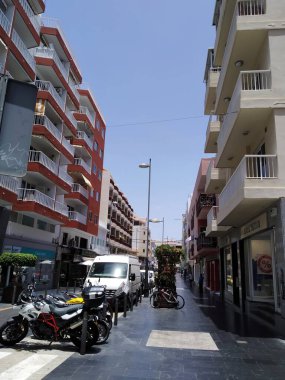 Her zaman baharın olduğu adalarda ilginç bir mimari. Güneşli Kanarya Adaları.