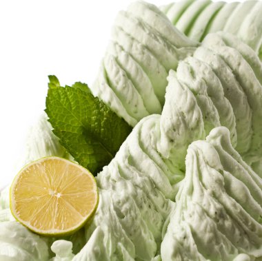 Dondurmalar, farklı tatlar.