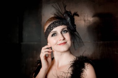 20. yüzyılın 30 yıl suretinde güzel genç kız.