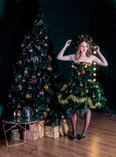 Beautiful Young Girl Christmas Tree Costume — Stock Photo, Image