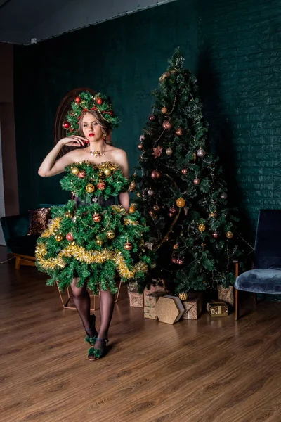 Beautiful Young Girl Christmas Tree Costume — Stock Photo, Image