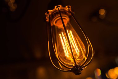 Dekoratif ampul yakın plan, yüzeysel alan derinliği. turuncu renkler