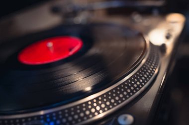 Turntable vinil kayıt çaları yakın plan