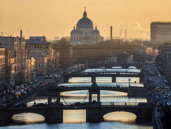 Gün Batımında Fontanka Nehir Köprüleri Trinity Katedrali Saint Petersburg Rusya — Stok fotoğraf