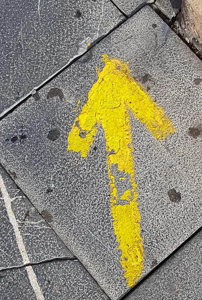 Žlutá Šipka Cestě Jakuba Jakobsweg Nebo Camino Santiago Santiaga Compostela — Stock fotografie