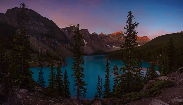 Panoramico Bella Alba Sul Lago Morena Canada — Foto Stock