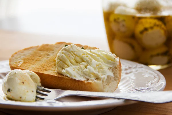Toast au fromage labneh maison aux produits laitiers arabes — Photo