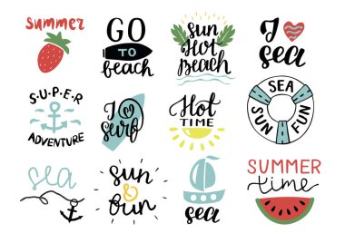 12 yaz logosu sıcak zaman yazı el ile ayarla, sörf, deniz, Go sahile Süper Macera, Güneş seviyorum.