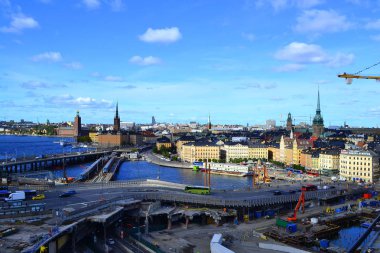 Stockholm, İsveç-Eylül: Cityscape görünümünü büyük inşaat alanında eski kasaba Stokholm yukarıdan