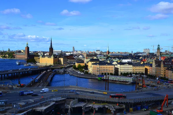 斯德哥尔摩, 瑞典-9月: 从斯德哥尔摩老城的大型建筑工地上方的城市景观 — 图库照片