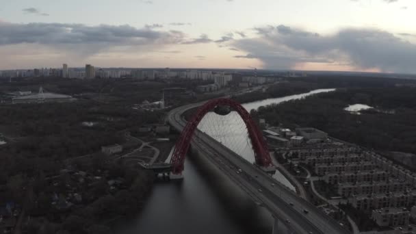 Gün Batımında Zhivopisny Köprüsü — Stok video