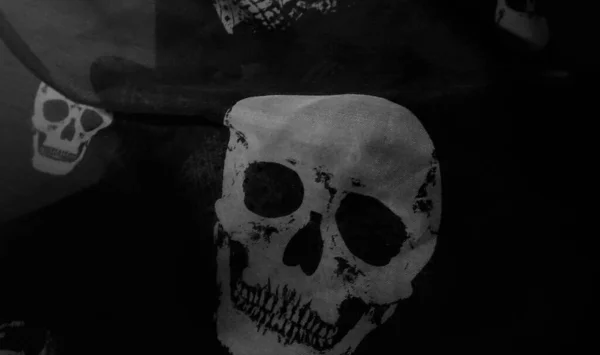 Karanlık Arka Planda Bir Kafatasının Korkunç Soyut Görüntüsü — Stok fotoğraf
