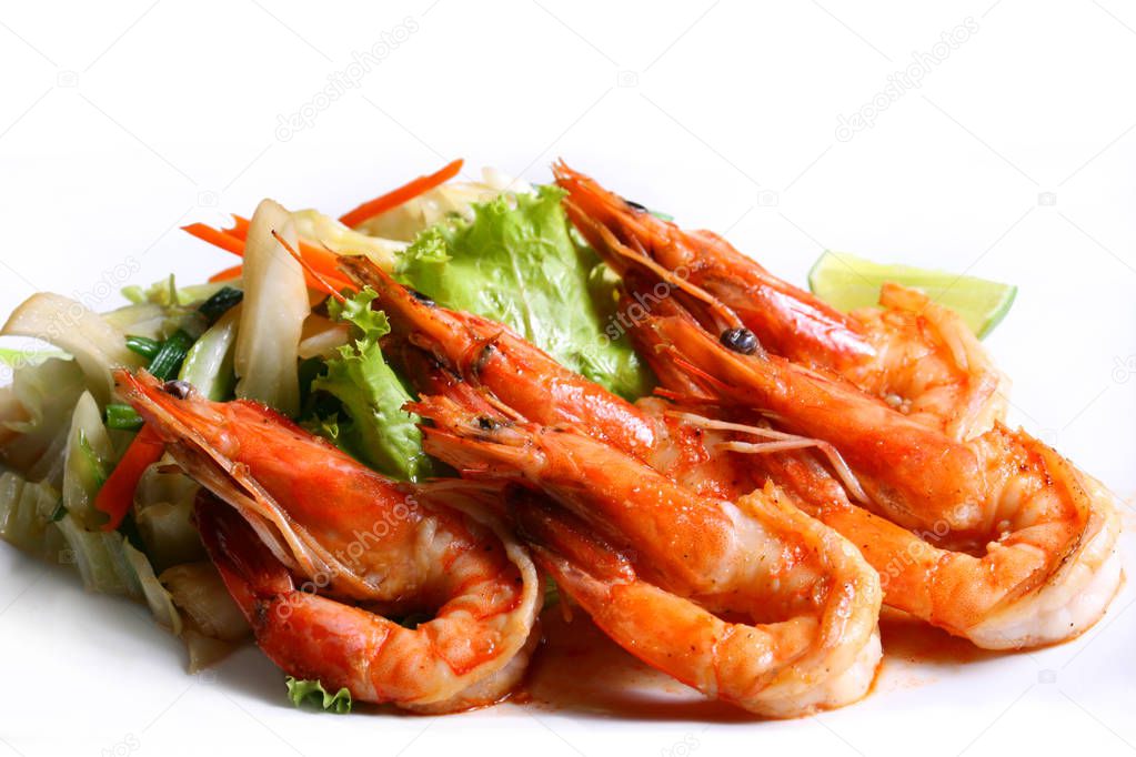 Grilled Shrimp with Fresh Salad Leaf