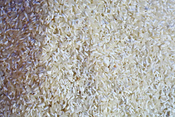 White long-grain glutinous rice from Thailand