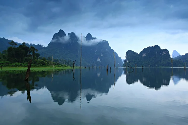 Beau Paysage Avec Reflet Lac — Photo