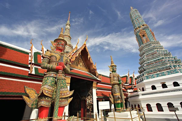 Wat Phra Kaew Lugar Mais Popular Para Turistas Visitarem Bangkok — Fotografia de Stock