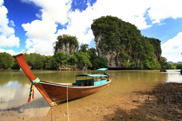 Barco Cola Larga Montañas Gemelas Lugares Interés Provincia Krabi Tailandia — Foto de Stock