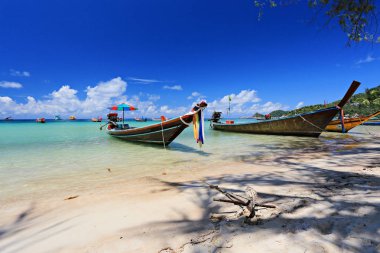  Koh Tao adasındaki tekneler, Surat Thani Eyaleti, Tayland 