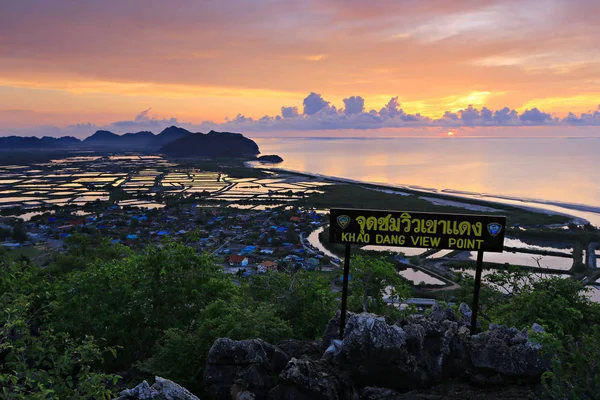 Genel konumlar Khao Daeng bakış açısı içinde Khao Sam ROI Yot Milli Parkı Prachuap Khiri Khan, Thailand