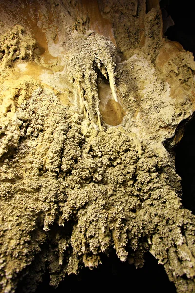 Krabi Tayland Khao Khanap Nam Mağarası güzel doğası