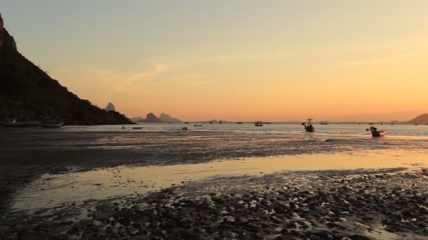 Barcos Parque Forestal Khao Mong Lai Provincia Prachuap Khiri Khan — Vídeos de Stock