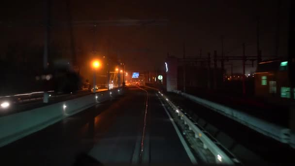Tramvay köprüden rides — Stok video