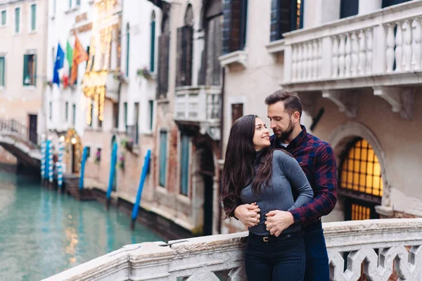 Seven Çift köprü biri üzerinde