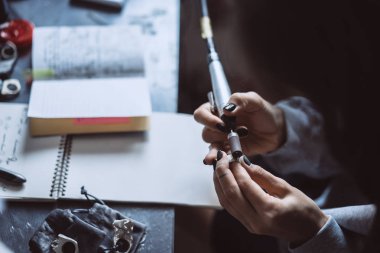 Asıl ev atölye değerli metal işler