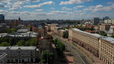 Kiev şehir merkezindeki Khreshchatyk 'in hava görüntüsü