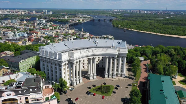 索菲亚广场和Mykhailivska广场的空中景观 — 图库照片