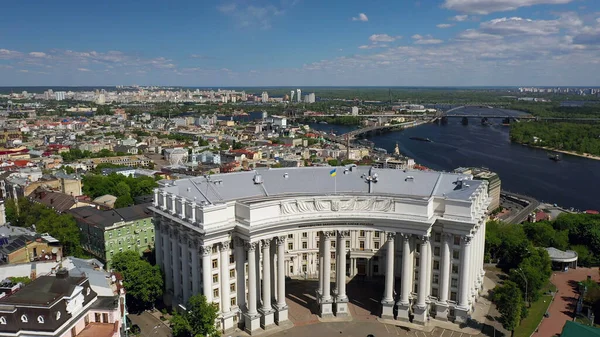 Vue aérienne de la place Sofia et de la place Mykhailivska — Photo