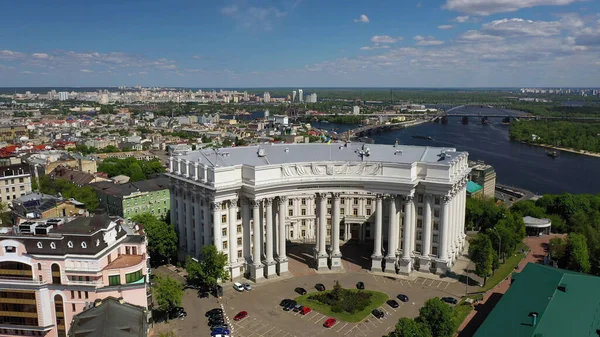 Vue aérienne de la place Sofia et de la place Mykhailivska — Photo