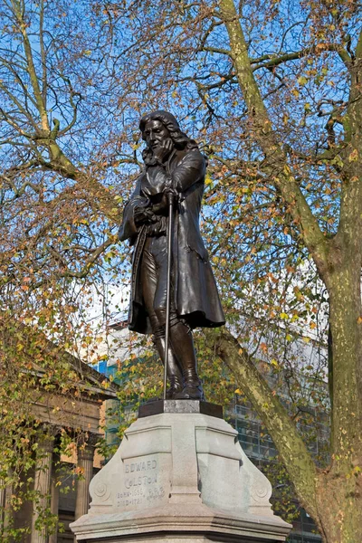 Άγαλμα Του Δουλεμπόρου Edward Colston Στο Μπρίστολ Του Ηνωμένου Βασιλείου Φωτογραφία Αρχείου