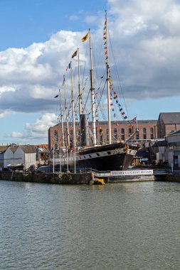 Brunel 'in gemisi SS Büyük Britanya 1839 ve 1845 yılları arasında inşa edildiği kuru rıhtımda..