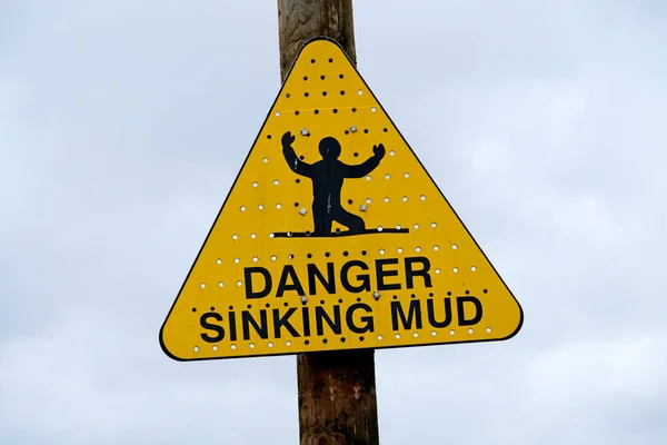 Ein Schild Warnt Vor Gefährlichem Weichen Schlamm Strand Von Weston — Stockfoto
