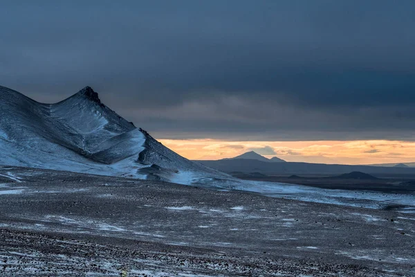 10月末にアイスランドのハイランドで雪景色 — ストック写真