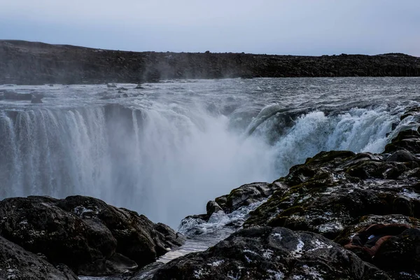 Selfoss Vattenfall Nordöstra Island Löper Genom Klippa Ravin Genom Höstsnön — Stockfoto