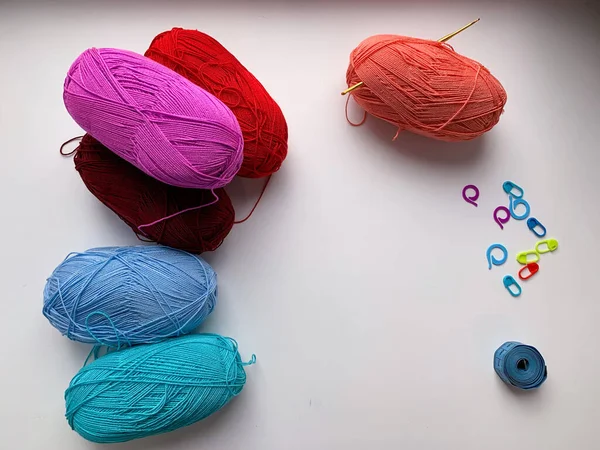 Multi Couleurfil Multicolore Marqueurs Ruban Adhésif Crochet Sur Table Des — Photo