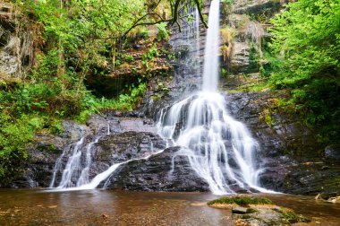 San Estevo deo Ermo şelale Barreiros, Lugo, İspanya yer alır