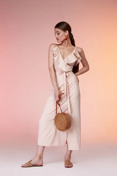 Sexig Elegant Kvinna Naturliga Skönhet Mode Stil Kläder Casual Formella — Stockfoto