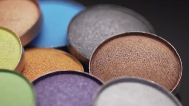 Çok renkli Rengarenk kompakt göz gölgeler palet yuvarlak yüz doğal Cilt Bakımı güzellik ürünleri AIDS için kozmetik bronz parlak dekoratif makyaj.